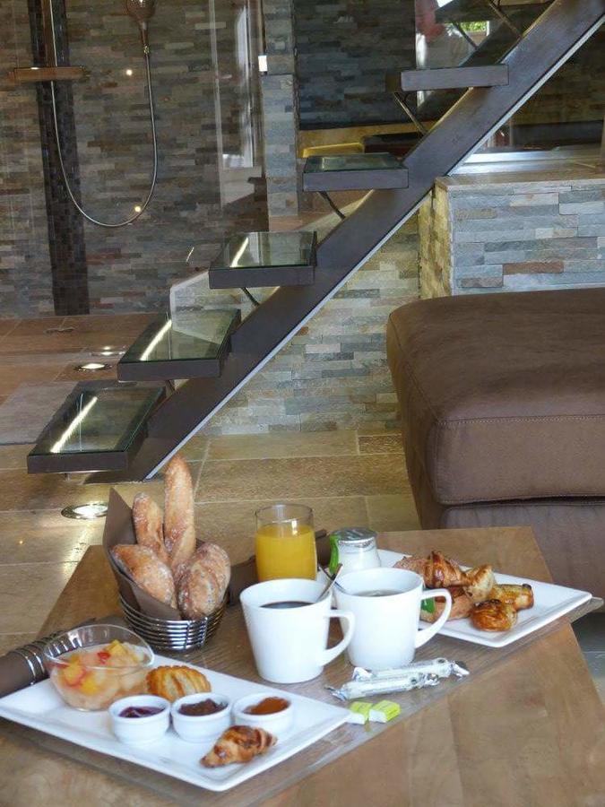 L'Eveil Des Sens Hotel Châteauneuf-le-Rouge Zewnętrze zdjęcie
